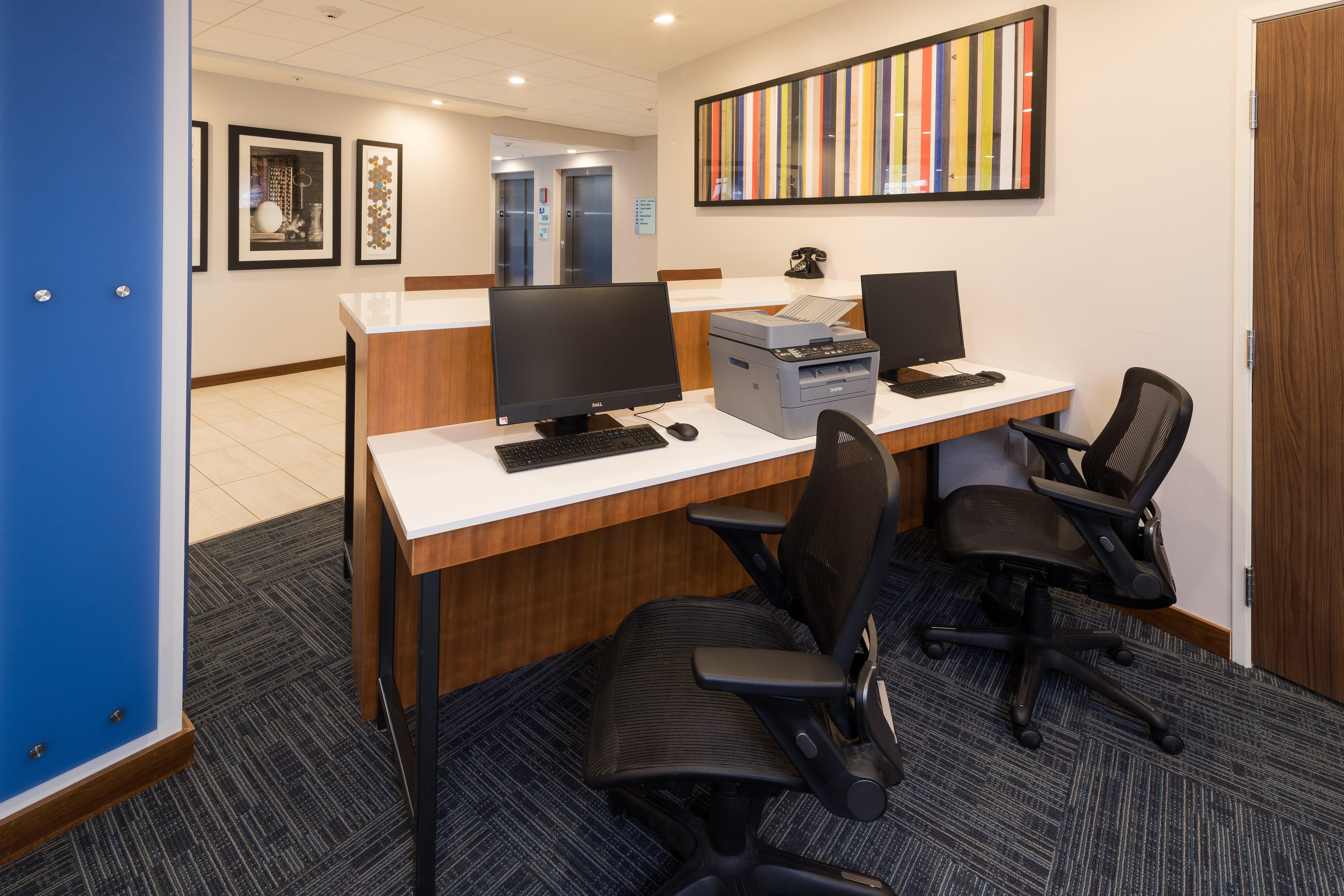 Holiday Inn Express & Suites - Auburn By Ihg מראה חיצוני תמונה