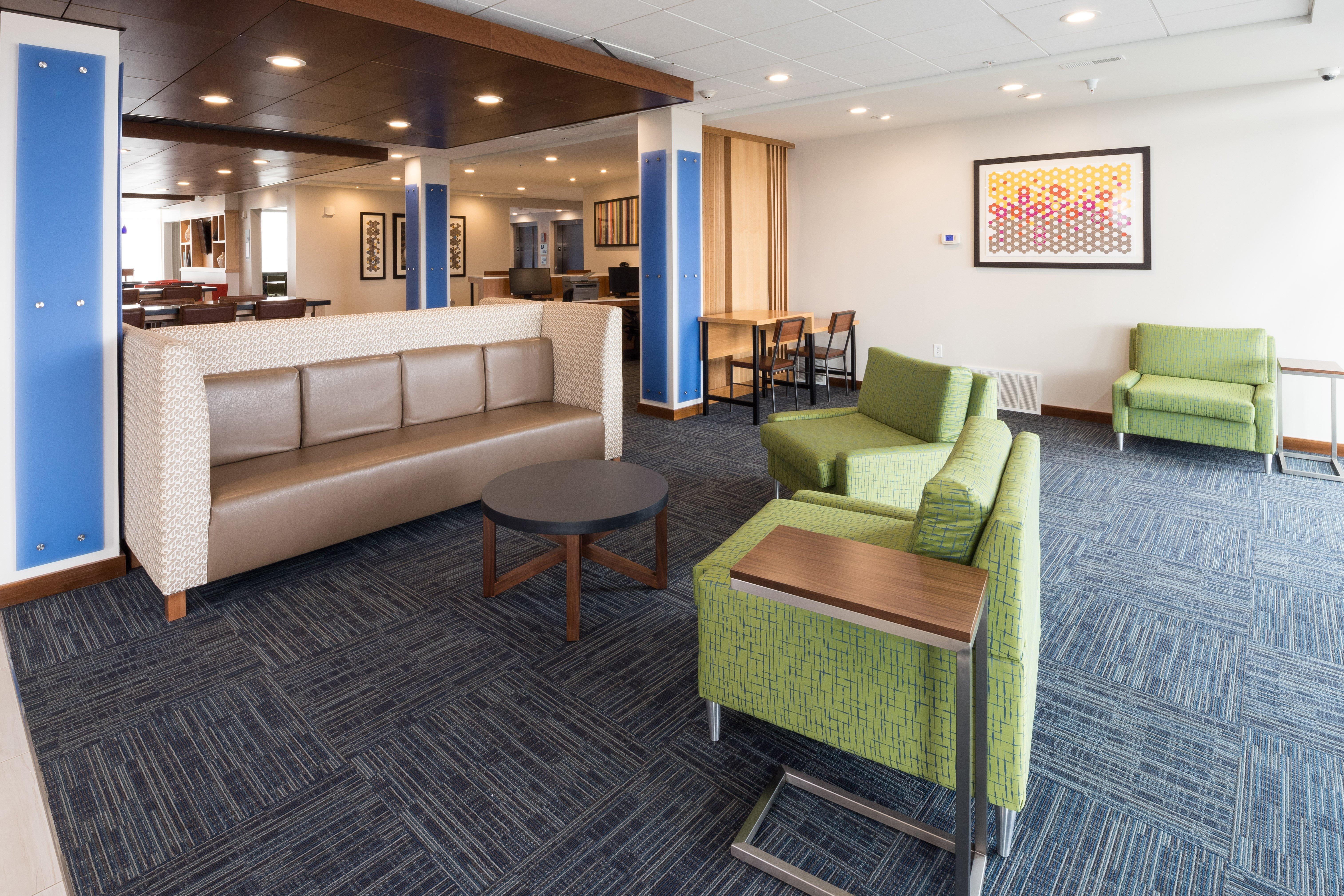 Holiday Inn Express & Suites - Auburn By Ihg מראה חיצוני תמונה